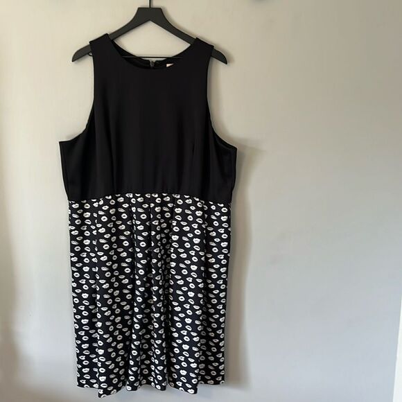 Hutch Anthropologie Black Scuba Dress Lip Print Hand Pockets Plus Size 2X - Picture 2 of 11